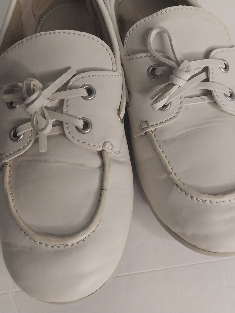 Tommy Bahama White Leather Espadrille Boat Shoes - Picture 2 of 9